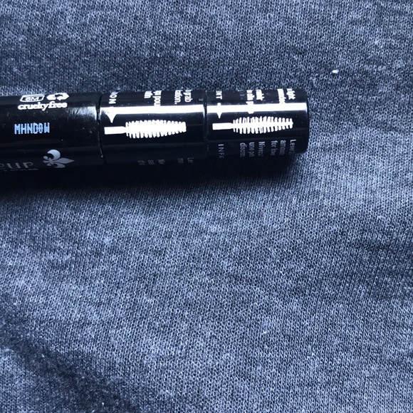 NYX provocateur mascara - Picture 3 of 3